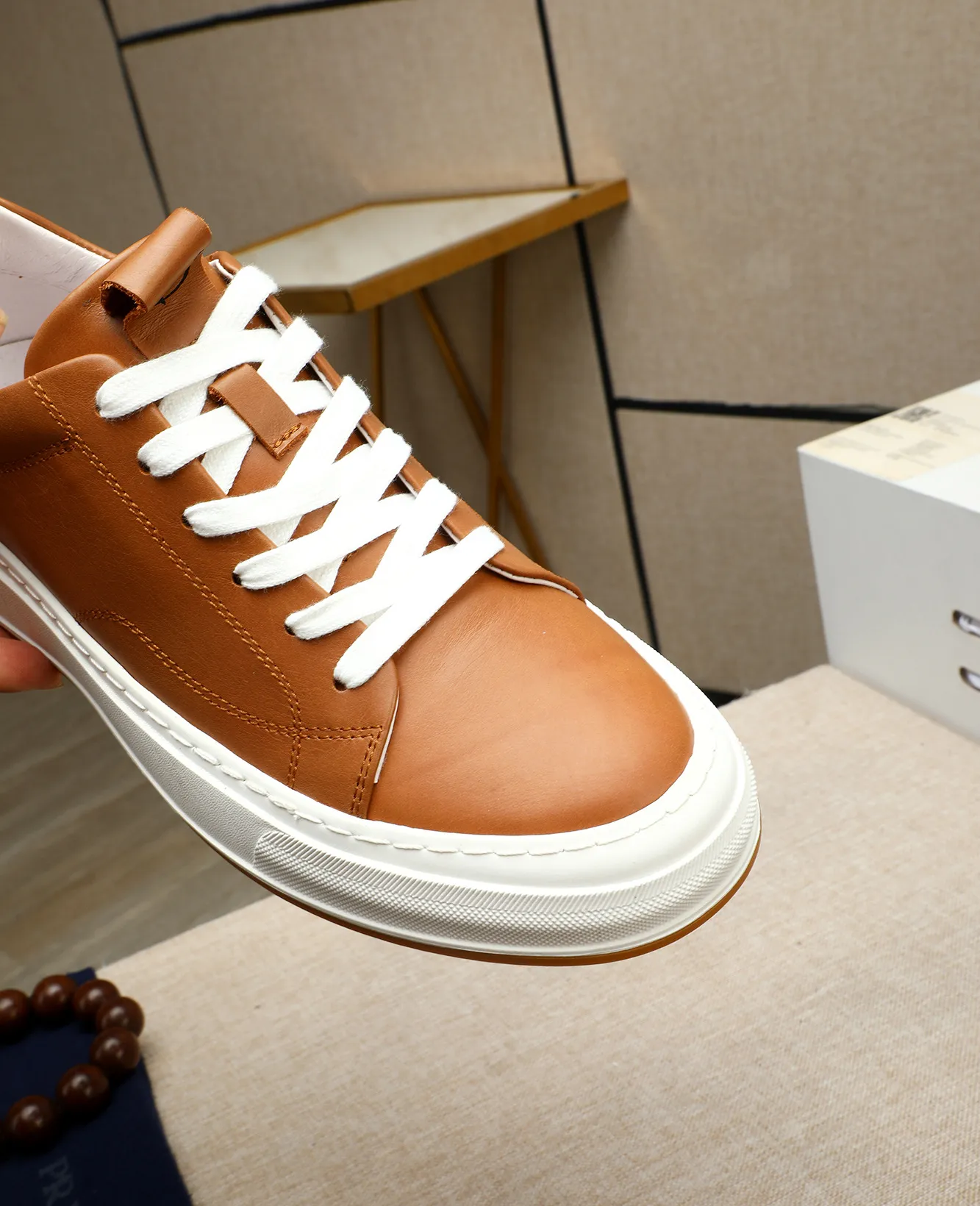 Men's men's shoes 💰420 high-end version. PRADA (Prada) men's casual style, compare the quality at the counter 🧚🏿♂️Imported cowhide fabric 🐎Water-dyed comfortable and soft cowhide lining for feet 🐂Genuine leather outsole with label 🎉 Size 38-44. Can be customized for 45💥🏆